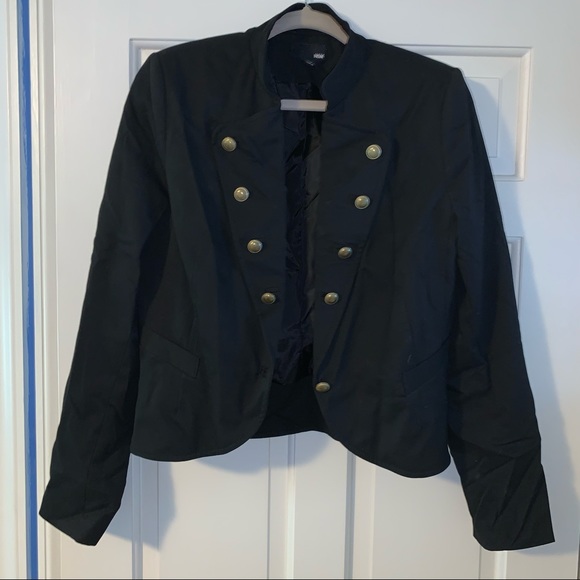 ๐4 for $40๐ Military Style Jacket/Blazer